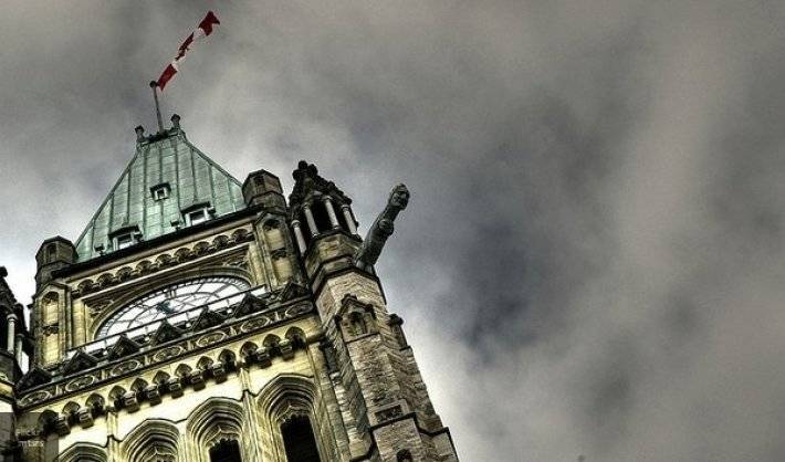Мэр канадской столицы признался в нетрадиционной ориентации