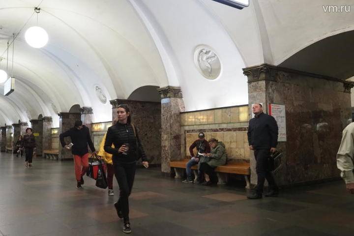 Москвичей предупредили об ограничении входа и выхода на станциях метро возле ВТБ Арены