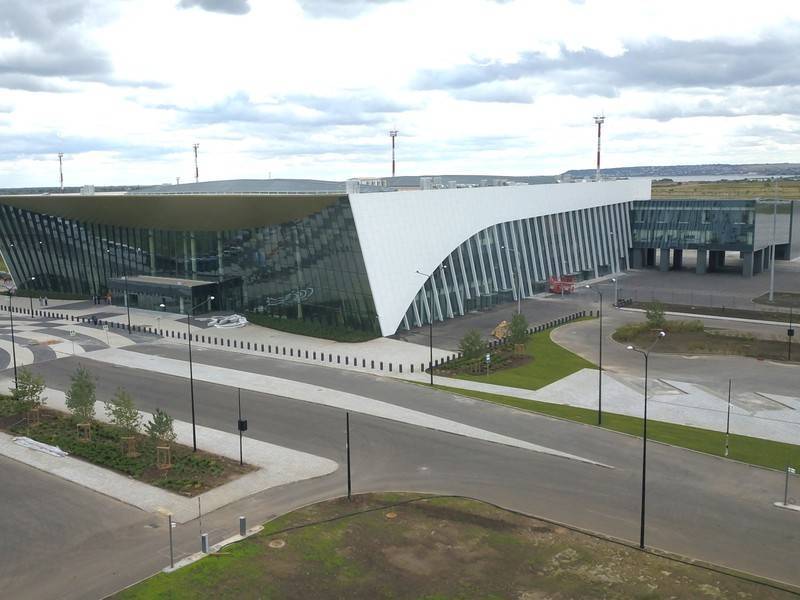Тестовый рейс приземлился в новом аэропорту Саратова