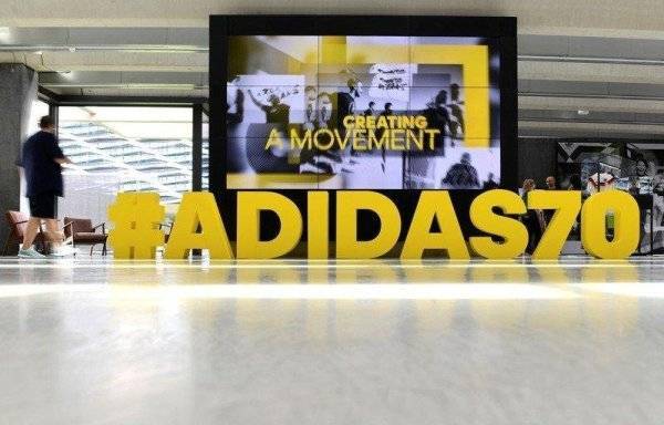 Adidas, 70 лет: от кроссовок для Оуэнса до гранатомётов для нацистов