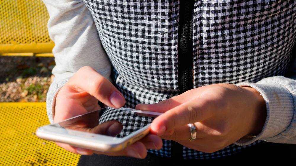 В 2020 году приставы получат возможность оповещать должников через СМС