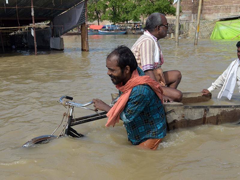 Более 20 человек стали жертвами наводнений в Индии