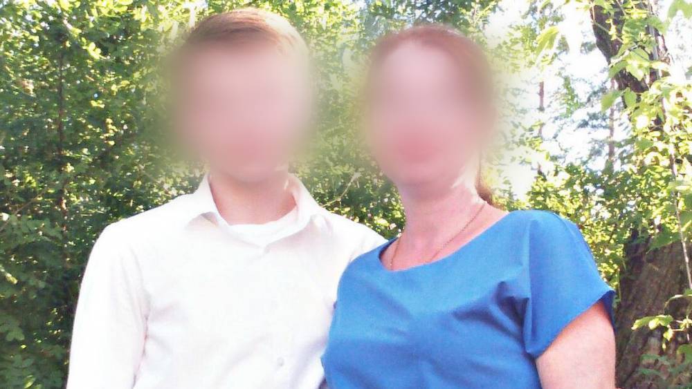Родственница подростка, зарубившего всю семью, рассказала о его матери. РЕН ТВ