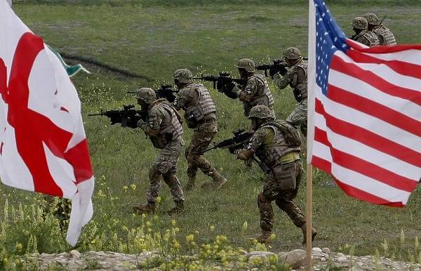 Конец года наступил в августе: появится ли военная база США в Грузии?