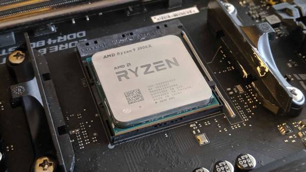 Рухнули цены на новейшие процессоры AMD