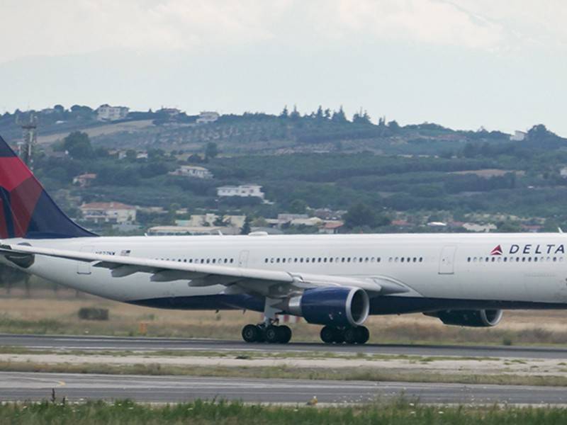 Самолёт Boeing 757 жёстко приземлился на Азорских островах