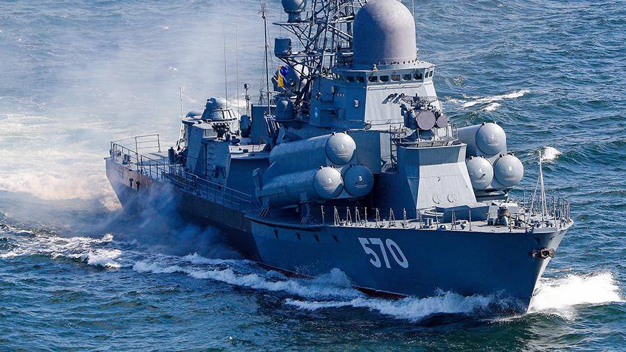 Учения ВМФ России затянулись из-за НАТО и погоды