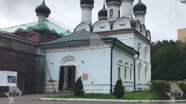 Преступники вынесли несколько икон из храма XVII века в Москве. РЕН ТВ