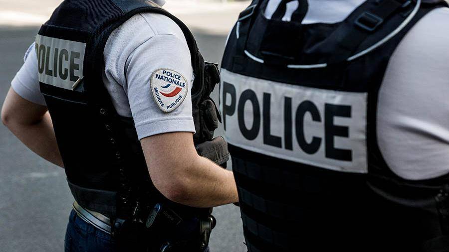 Посетитель кафе во Франции застрелил официанта за медлительность