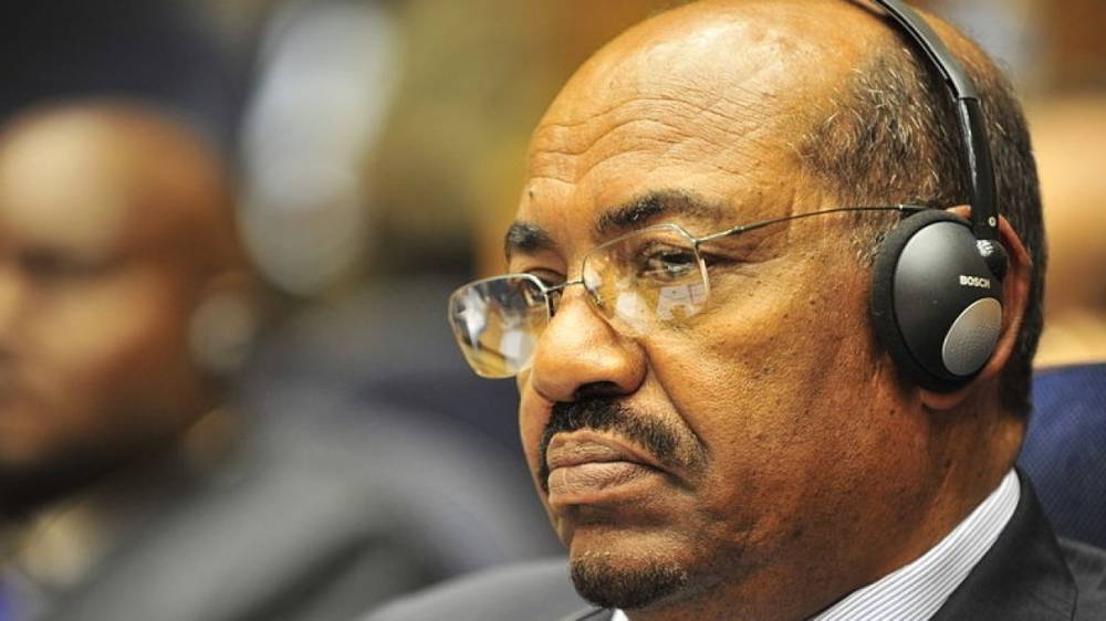 Судебный процесс над бывшим президентом Аль-Баширом начался в Судане