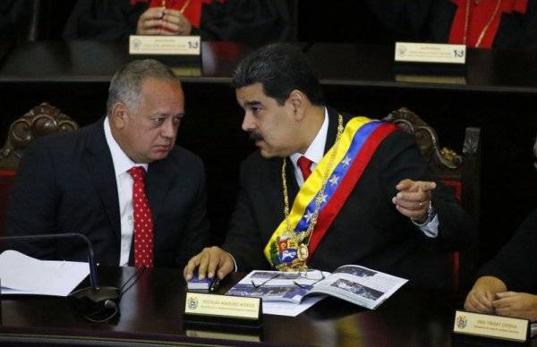 АР: США ведут тайные переговоры со вторым лицом в Венесуэле — Новости политики, Новости США