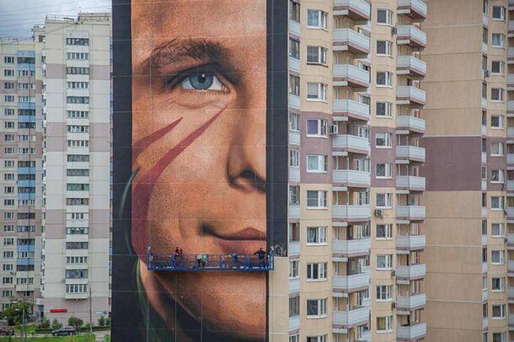 Самые большие в России граффити с Юрием Гагариным создали в Одинцове