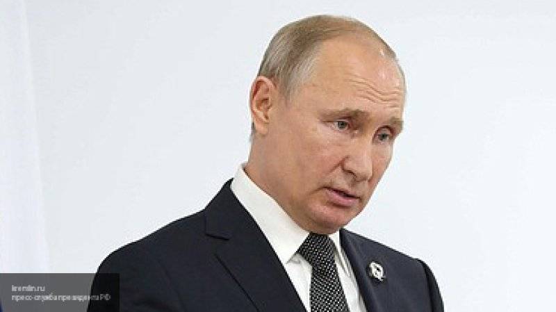 Владимир Путин в построении отношений с ЕС надеется на поддержку Франции