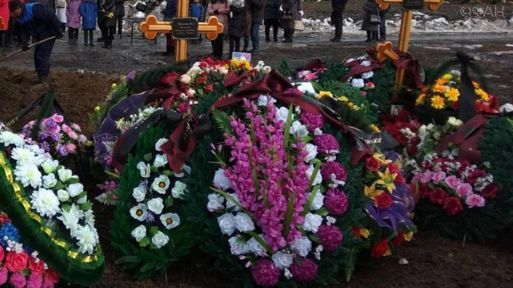 Убившего семью ульяновского подростка похоронят отдельно от родственников