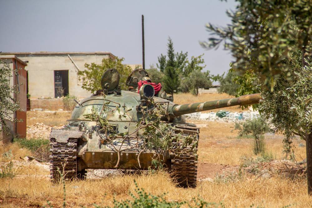 Турецкие БТР вошли в сирийский город Саракиб