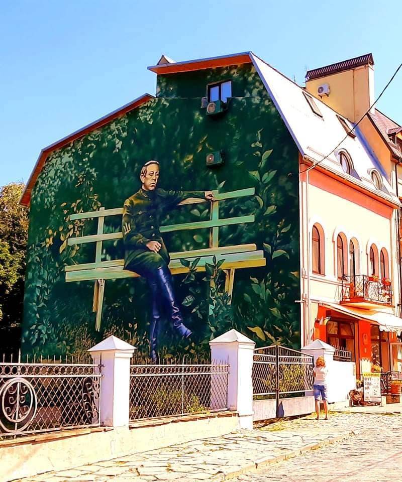В Каменец-Подольском нарисовали портрет Петлюры на всю стену