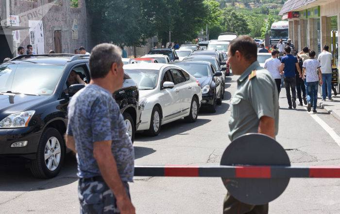 В Казахстане решили легализовать покупку автомобилей в Армении