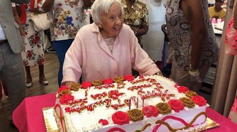 «Я никогда не была замужем»: Секрет долголетия 107-летней женщины