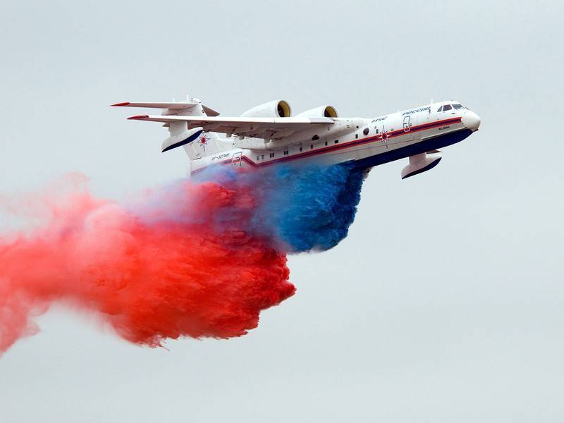 Самолёт Бе-200 прервал тушение пожара в Якутии из-за поломки