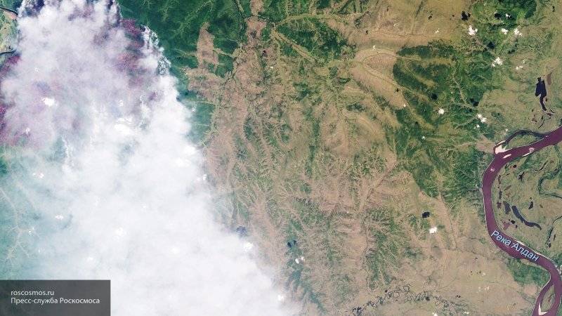 "Роскосмос" показал пожары в Сибири на фото со спутника