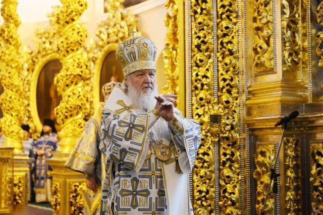Патриарх Кирилл: преодоление бедности – национальная задача России