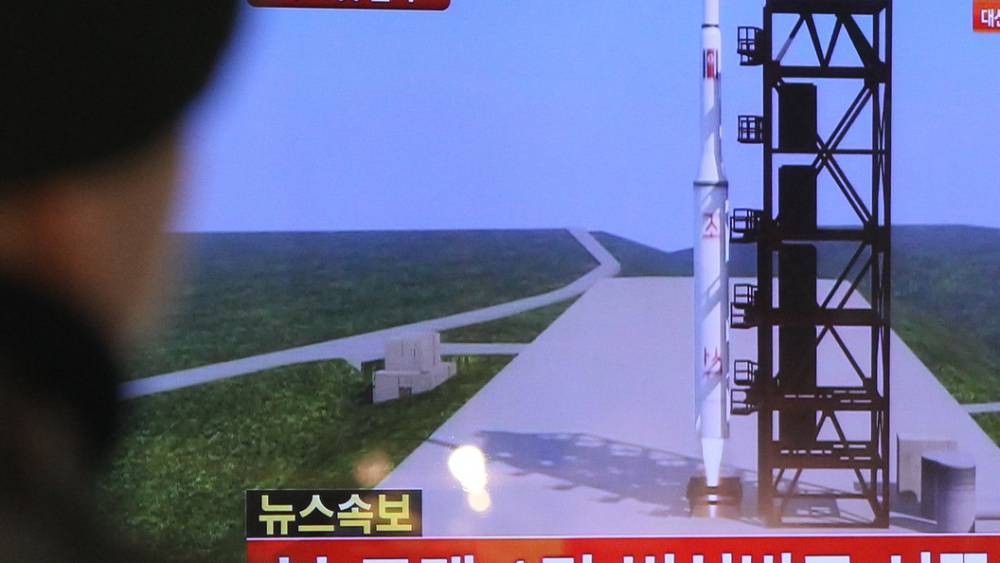"Настоящее мучение для соперника": В Северной Корее сообщили об испытаниях нового типа реактивного снаряда
