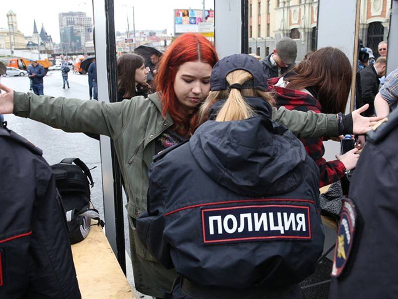 Стотысячный митинг за открытые выборы согласовали в Москве