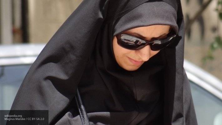 Женщинам Саудовской Аравии позволили подавать документы и получать загранпаспорта