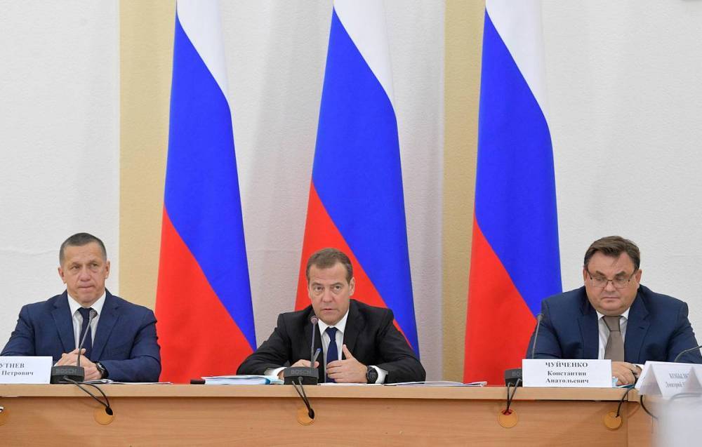 Медведев: размер единой субсидии Дальнему Востоку на три года превысит 94 млрд рублей