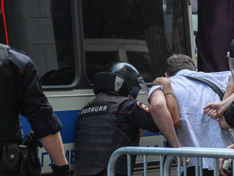 Следствие пока не нашло организаторов беспорядков в Москве 27 июля