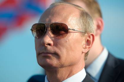 Путин поощрил создание особой портовой зоны под Астраханью