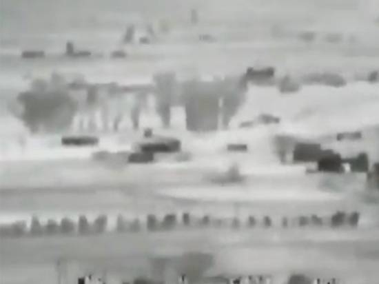 Появилось видео уничтожения в Сирии автомобиля боевиков танком российского производства