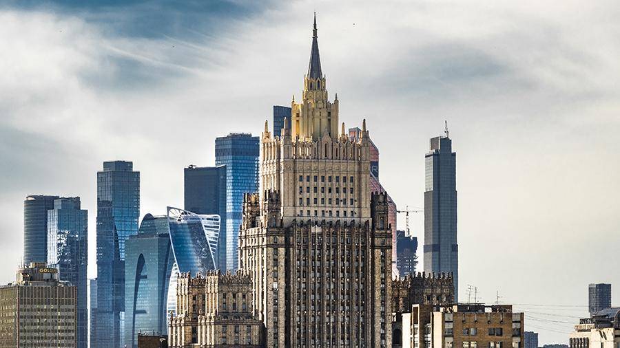 Синоптики рассказали о вероятности потепления до 26 градусов в Москве