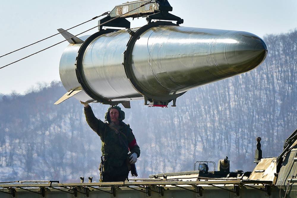 США и Россия официально вышли из Договора о ликвидации ракет средней и меньшей дальности