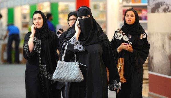 Женщинам Саудовской Аравии разрешили покидать страну без согласия мужчин — Новости политики, Новости Большого Ближнего Востока