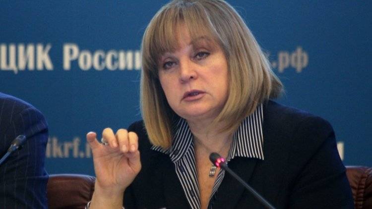 Политиканы от «оппозиции» терроризируют ЦИК и плюют на москвичей, уверен политолог