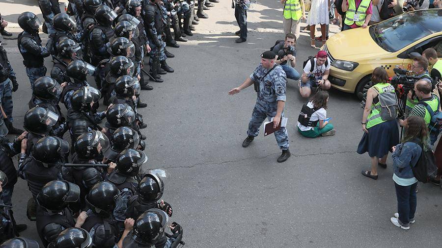 Полиция предупредила об опасности провокаций на несанкционированном митинге