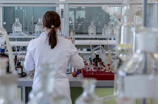 Ведущих учёных могут обязать присутствовать в своих лабораториях не меньше 90 дней в год