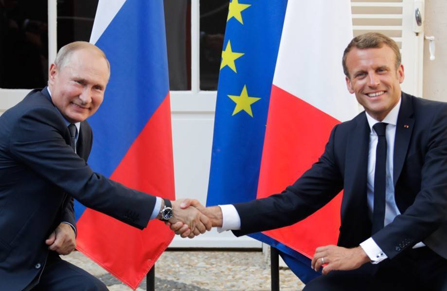 Макрон рассказал о европейском будущем России по итогам встречи с Путиным