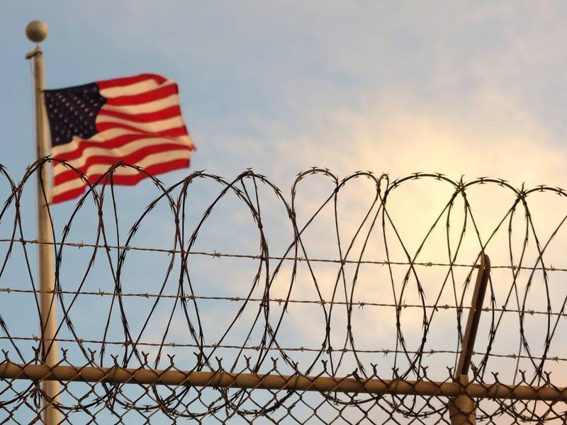 Генпрокурор США на фоне самоубийства Эпштейна сменил руководство Бюро тюрем