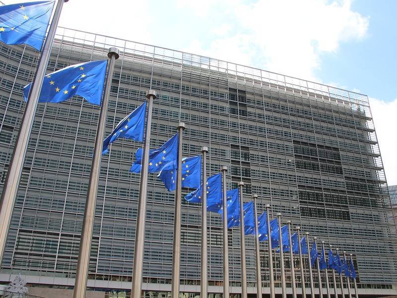 ЕС заново составит «чёрный список» стран, занимающихся отмыванием денег