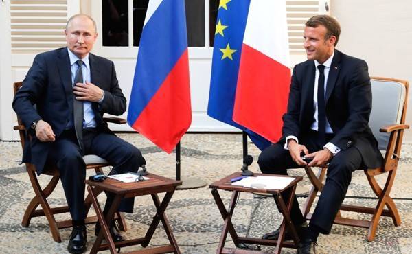 Путин и Макрон обсудили вопросы безопасности, беспокоящие Россию и Францию