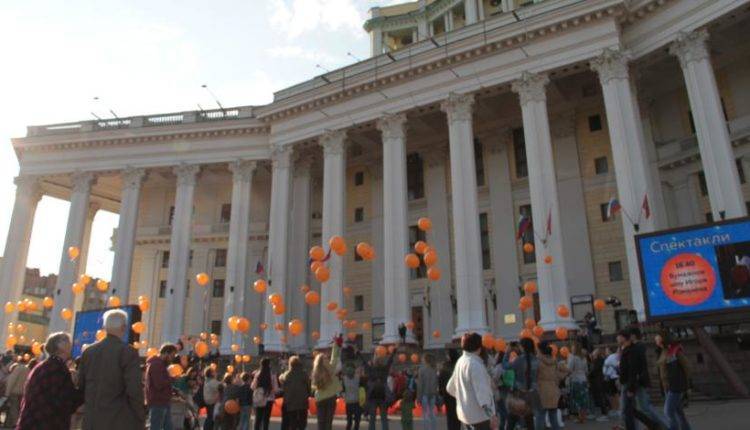 Театр российской армии отпразднует два юбилея с «Лестницей»