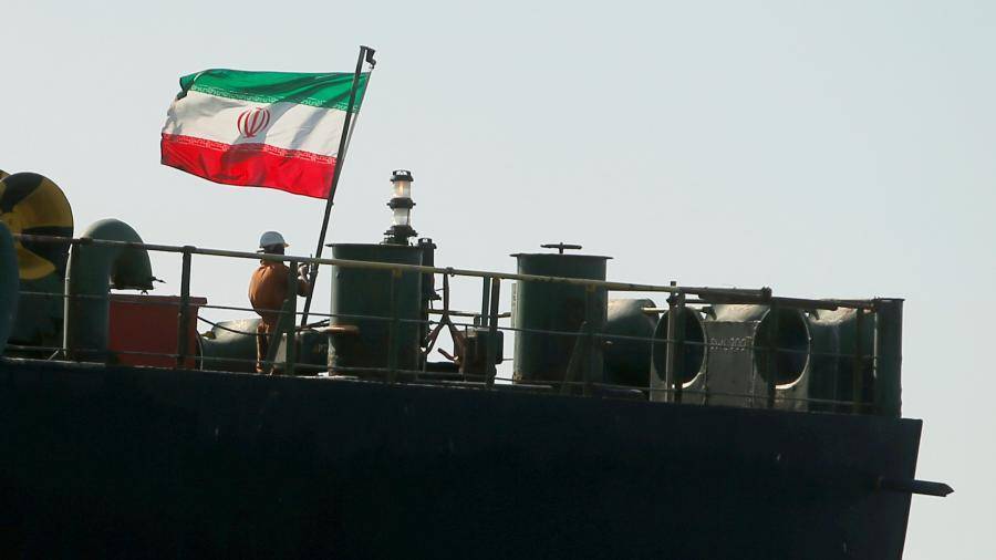 В США выразили сожаление в связи с освобождением иранского танкера