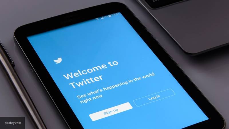 Twitter запретит распространение рекламы государственных СМИ