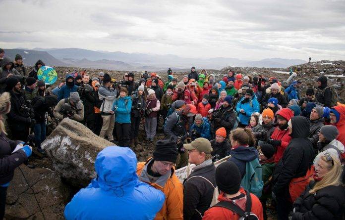 В Исландии торжественно похоронили ледник