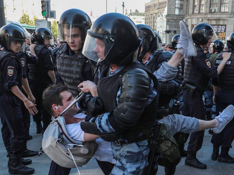 СПЧ просит силовиков проверить законность задержаний на митингах в Москве