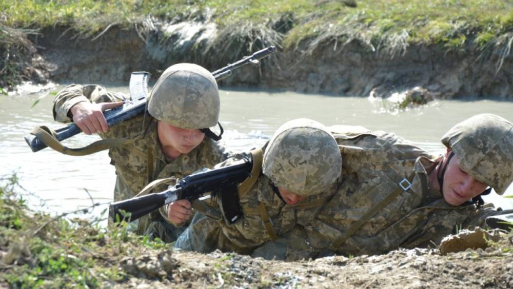Военные ВСУ подорвались при установке бомбы на беспилотник в Донбассе