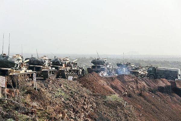 Три человека погибли при обстреле конвоя Турции в Сирии