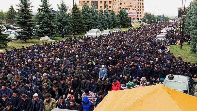 В Ингушетии на полицейских завели уголовные дела за отказ разгонять участников митинга
